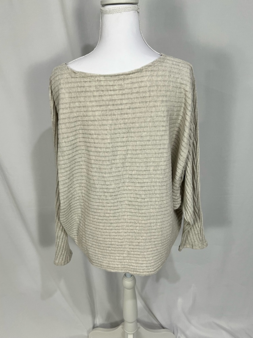 MOD ON TREND Cream Ribbed Top - Picture 6 of 7